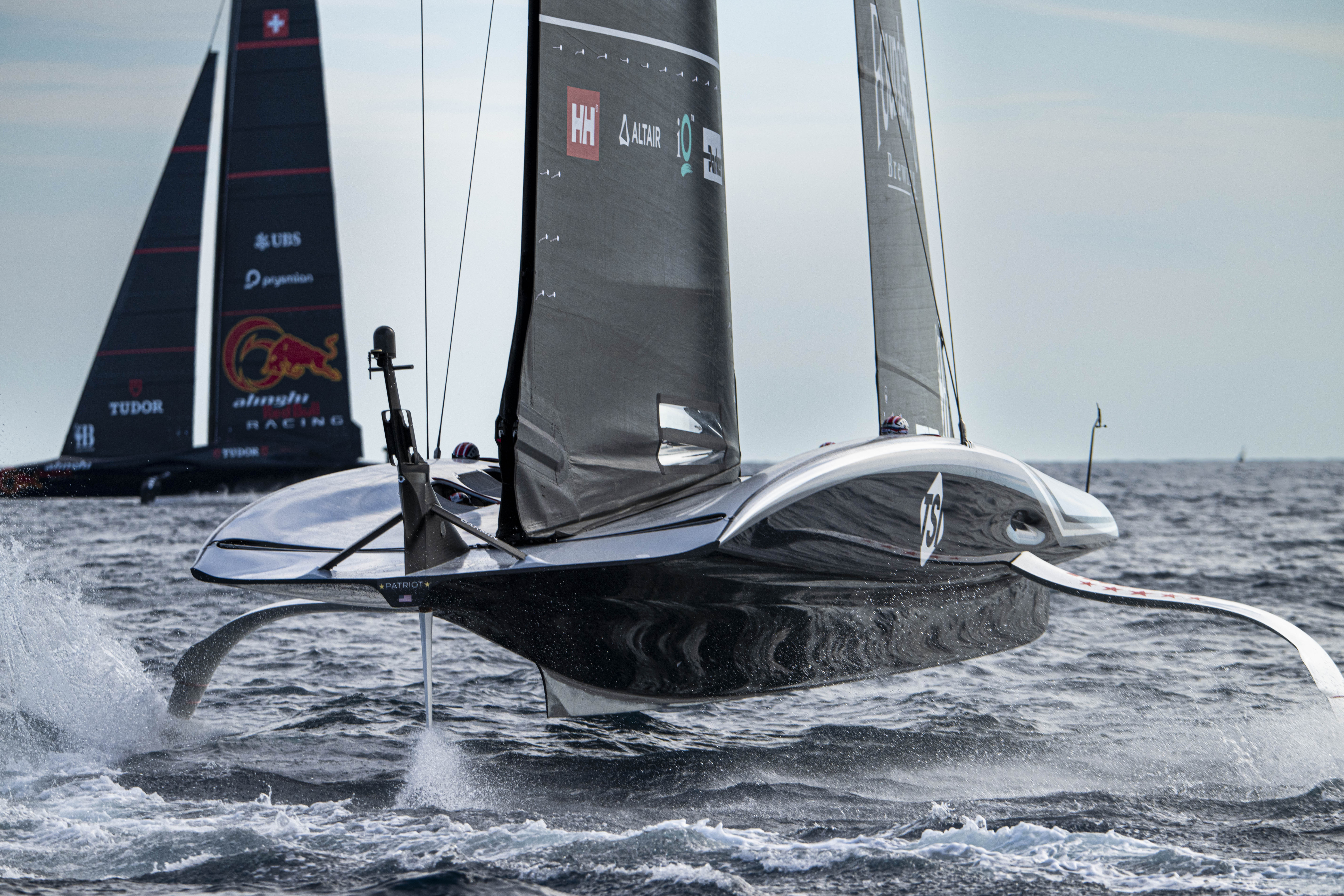 Swiss score vital win on Louis Vuitton Cup Day 6