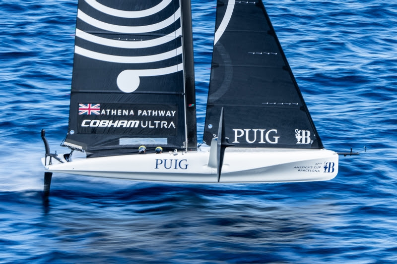 Flying start to Puig Women’s America’s Cup
