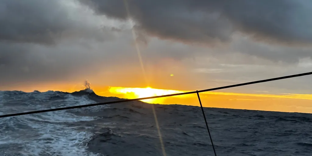 Dalin into Pacific, mathematically, on his way home