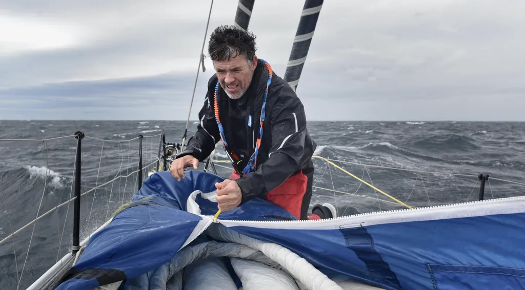 Vendee Globe:  Hungarian skipper Szabolcs Weöres announces his retirement