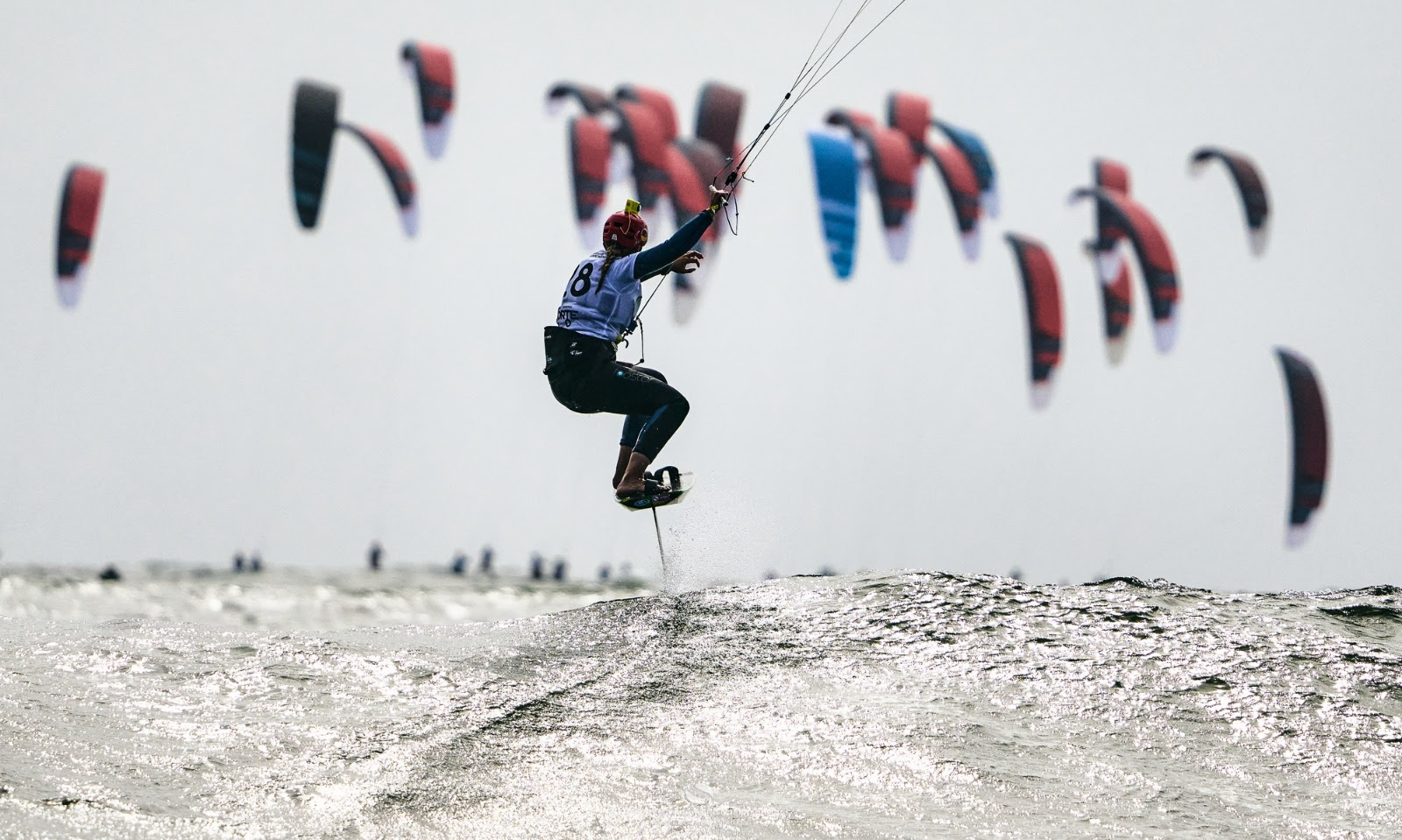 Atlantic storms deliver dramatic opening day @ Formula Kite World Championships, video