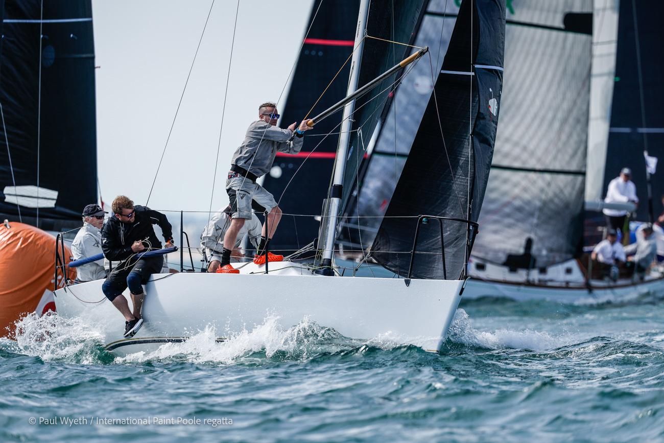 Aguila Scorches to Overall IRC European Victory 