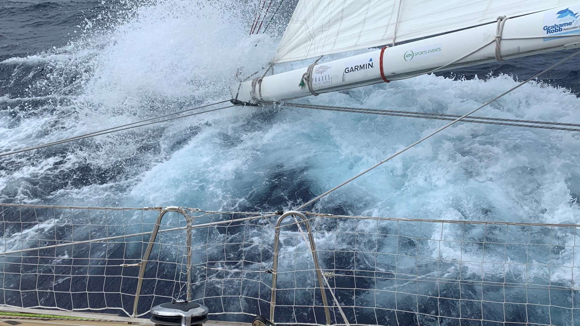 Speedy sailing conditions and swift sail changes for Clipper fleet