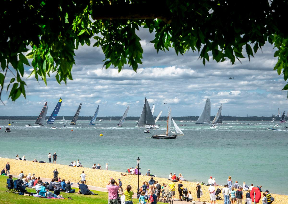 How to follow the Rolex Fastnet Race