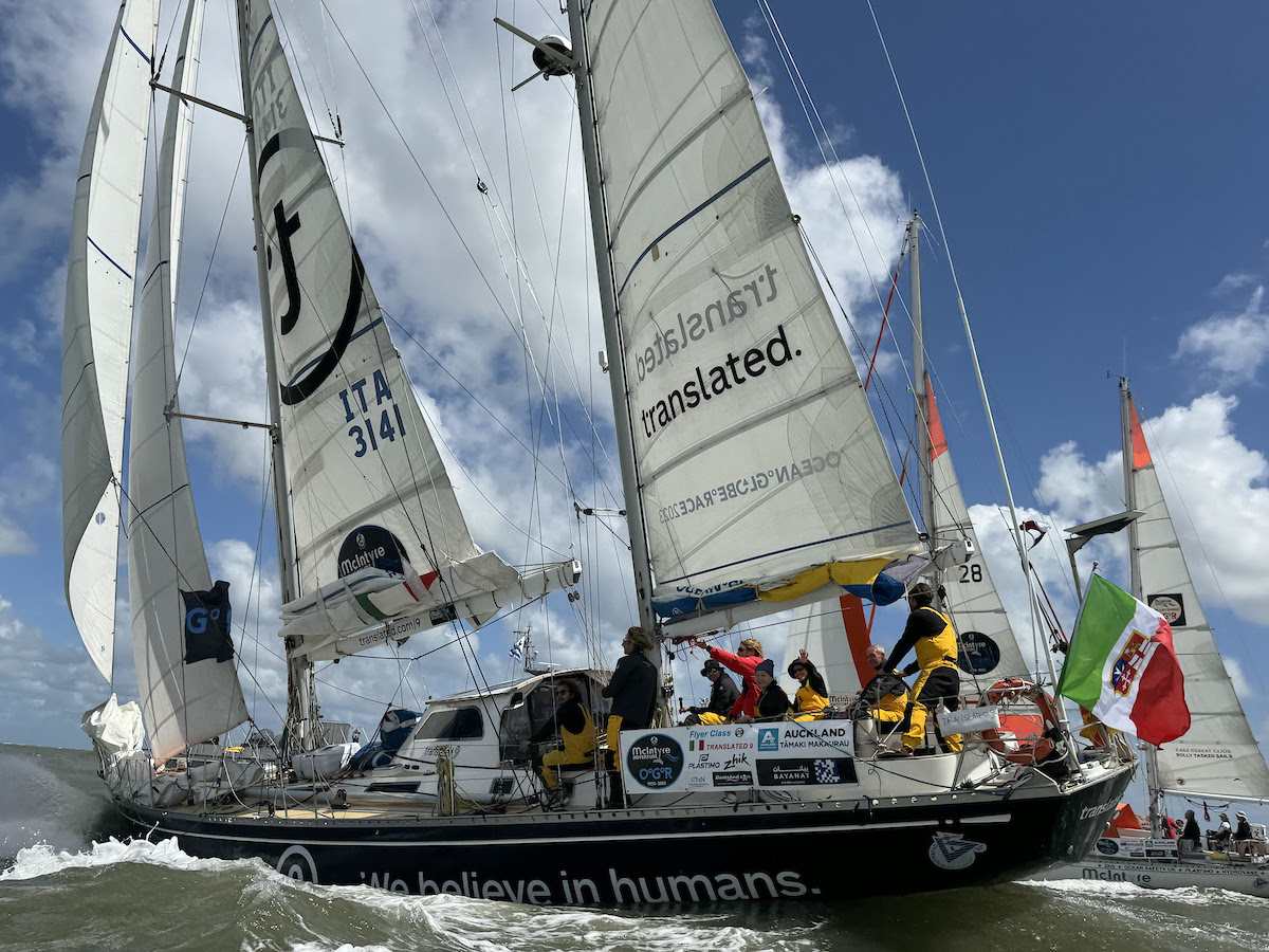 Translated 9 out of Ocean Globe Race with Hull Damage